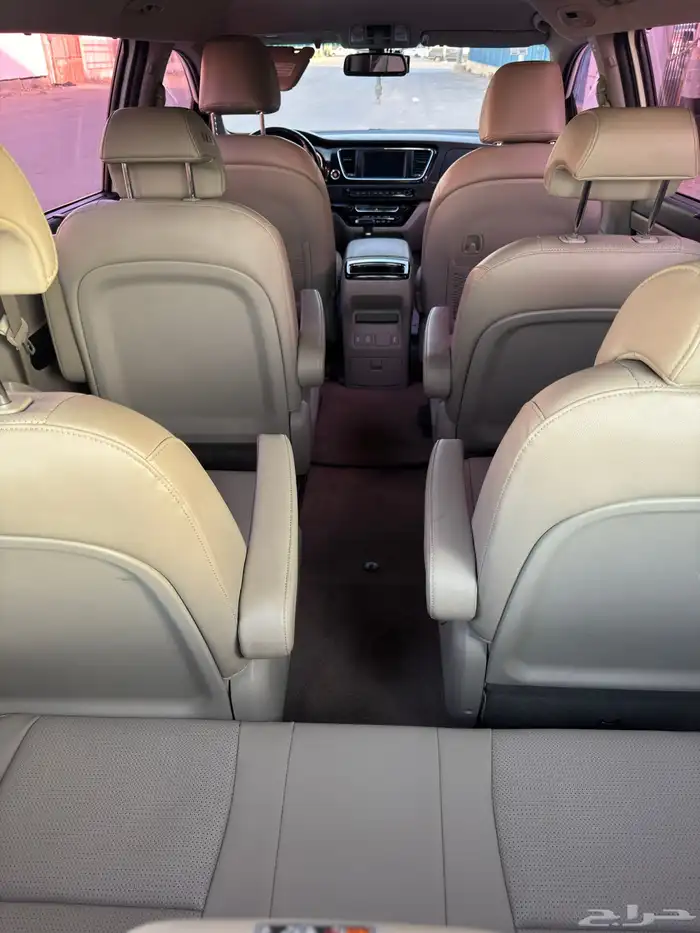 كرنفال2020 بدي ومحركات علي الشرط ماشي134 الف 14