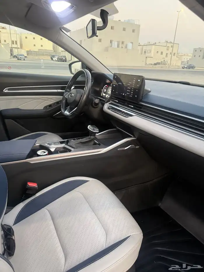 جيلي امجراند موديل 2023 13