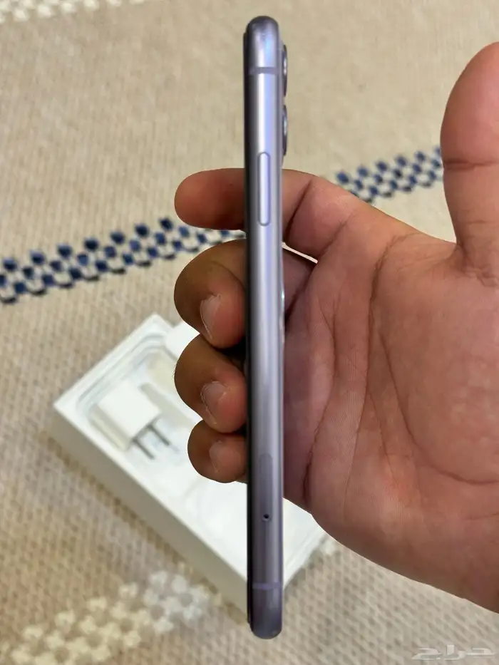 iPhone 11 128g ايفون 5