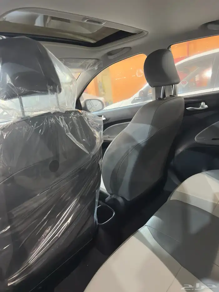 كيا بيجاس فل كامل فتحه سقف 2026 ابيض و بيج 16