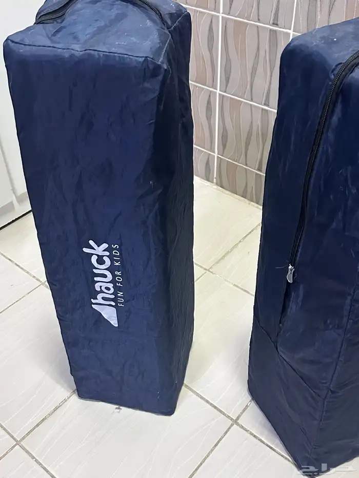 سرير اطفال شركة hauck 0