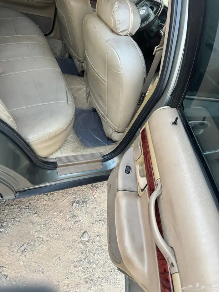 فورد قراند ماركيز موديل 2002 10
