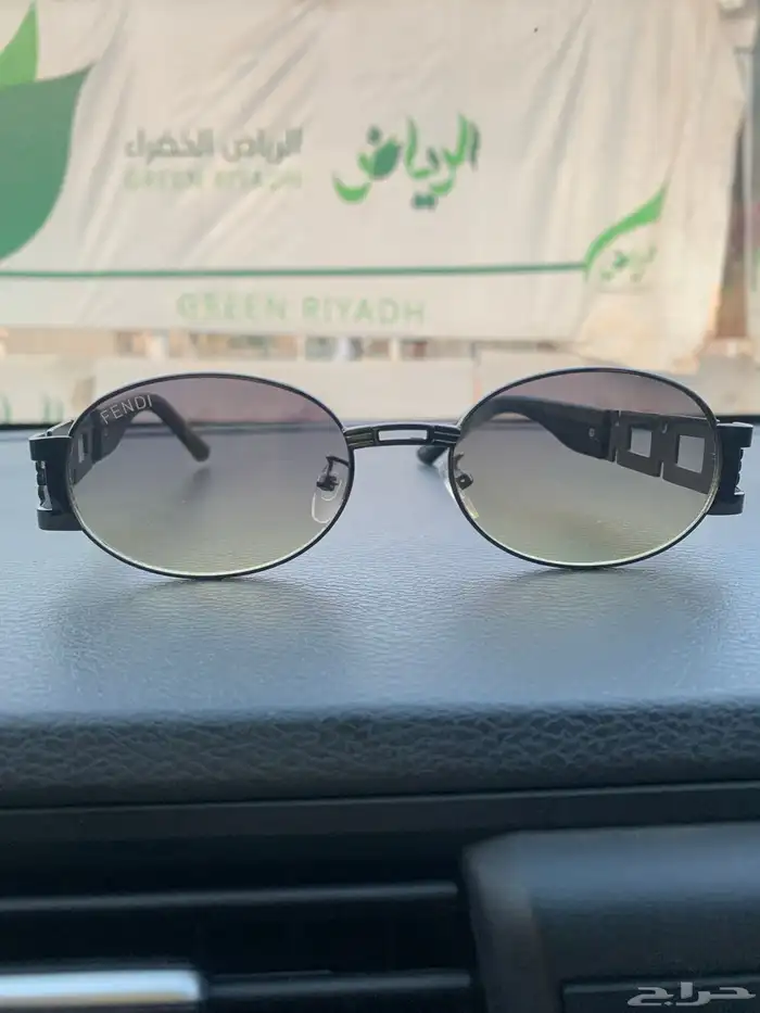 نظارة فندي أصلية موديل رقم 836 56 19 141 C4 تصميم أنيق 0