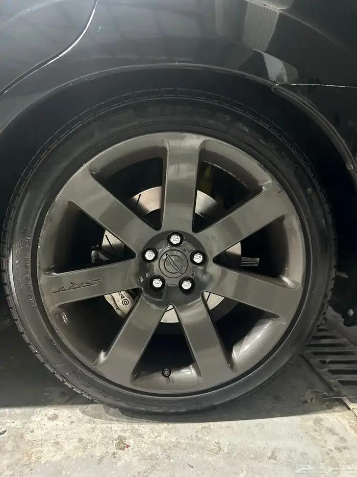 جنوط كرايزلر SRT 6.4 اصليه 1