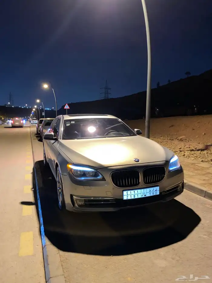 بي أم 740 2013 3