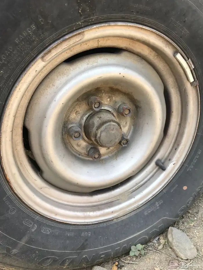 للبيع جنوط جمس 5 مسمار مقاس 15 العدد 4 حبات 0