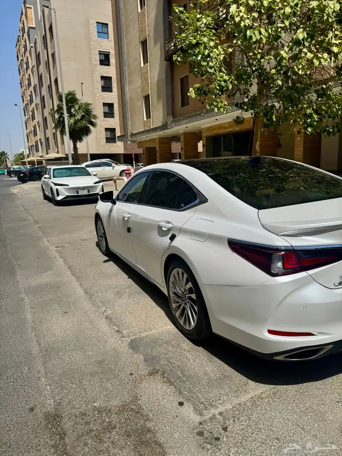 لكزس es350 cc موديل 2020 عبداللطيف منوة المستخدم 2