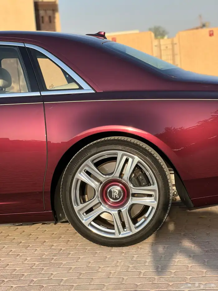 رولز رويس قوست 2015 19