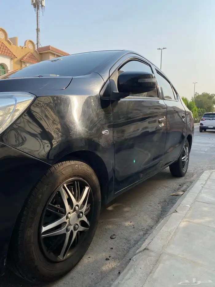 سيارة متسوبيشي اتراج 2020 مستخدم للبيع 1