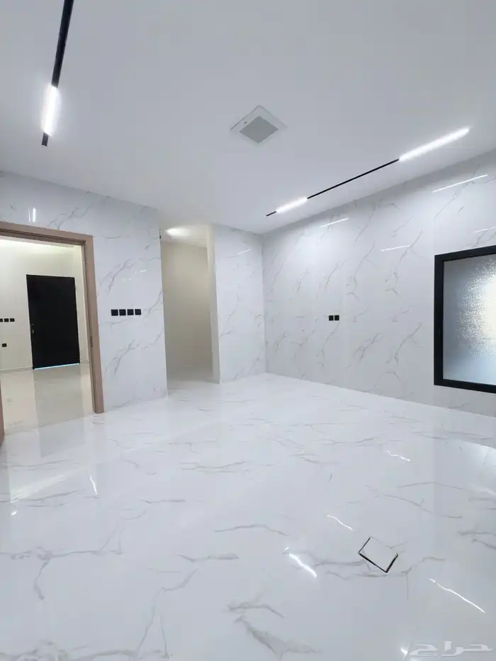 فيلا دور دور شقة للبيع في حي تنال فرصة ذهبيه خلف مدارس سدرة 10