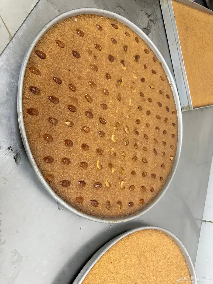 مطلوب لمصنع حلويات معلم وشيف حلويات شرقيه متخصص 0