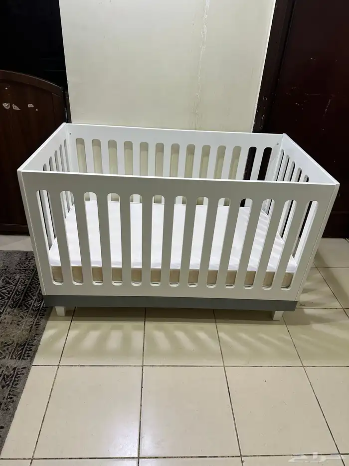 سرير اطفال جونيور نضيف كالجديد 2