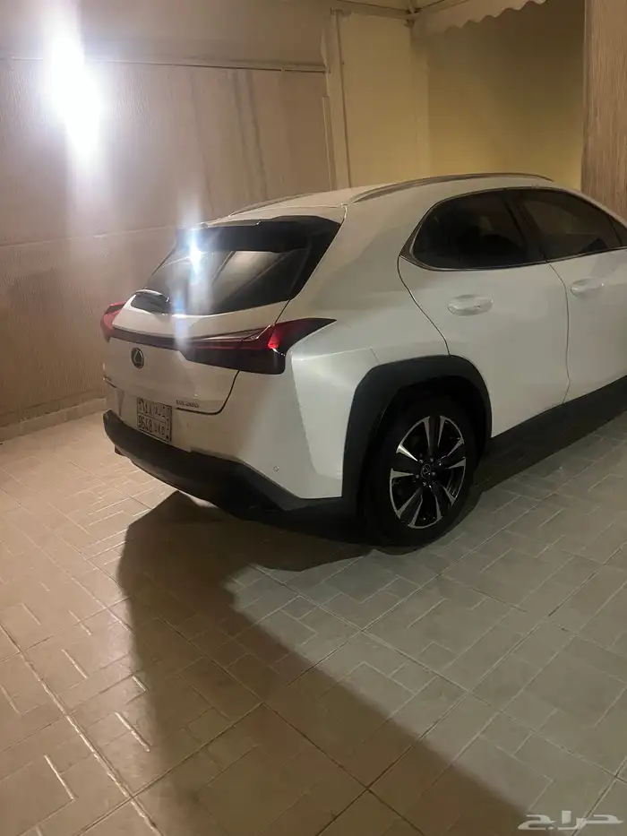 لكزس ux200 للبيع 2019 6