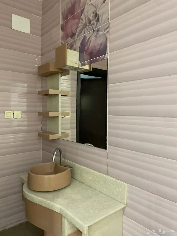 مغاسل رخام اخت الجديده مع رفوف وصنبور مايشكي من شي 1