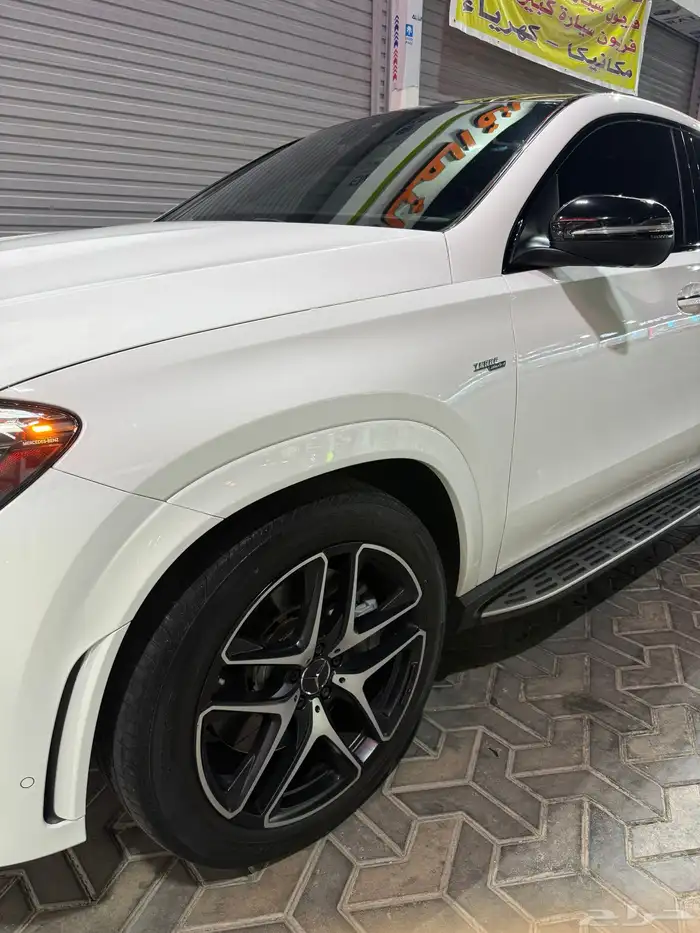مرسيدس GLE53 AMG نايت بكج 8