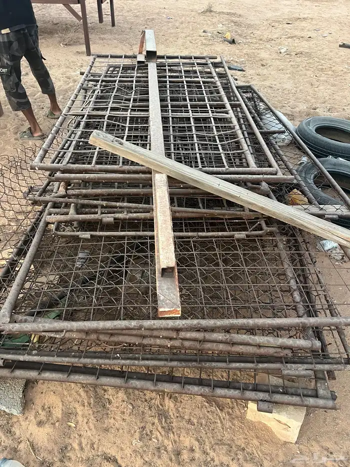 معالف مشارب شبوك مشكلة 0