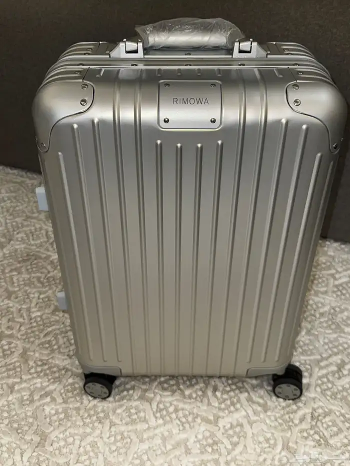 شنطه ريموا RIMOWA للسفر 1
