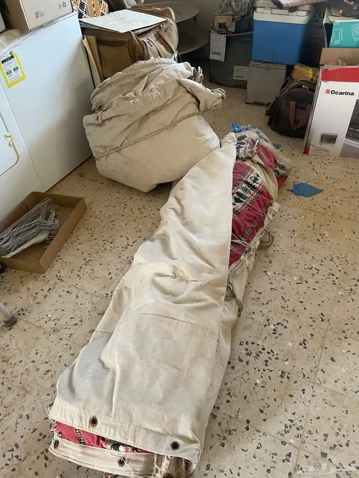 خيمة عمود 4V4الحالة ممتازة جدا 0