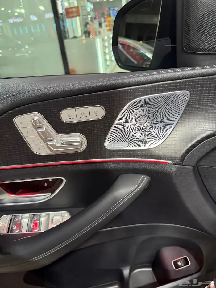 مرسيدس GLE53 AMG نايت بكج 39