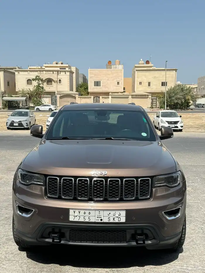 جيب جراند شروكي 2019 بحالة الوكااالة 1
