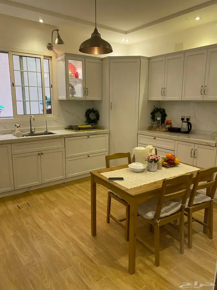 فيلا للبيع   حي الرمال الذهبي (موقع مميز) 8