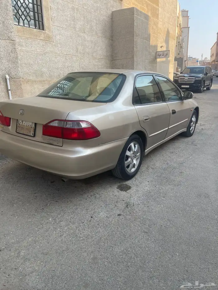 اكورد للبيع موديل 2002 7