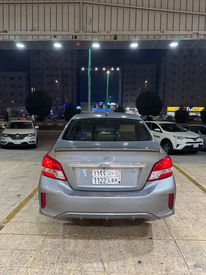 للبيع اتراج 2021 فل كامل مثبت سرعه 3