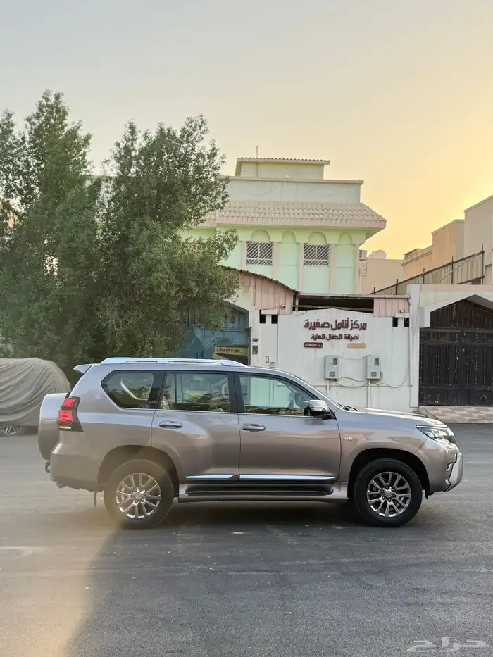 برادو 2020 VX 4