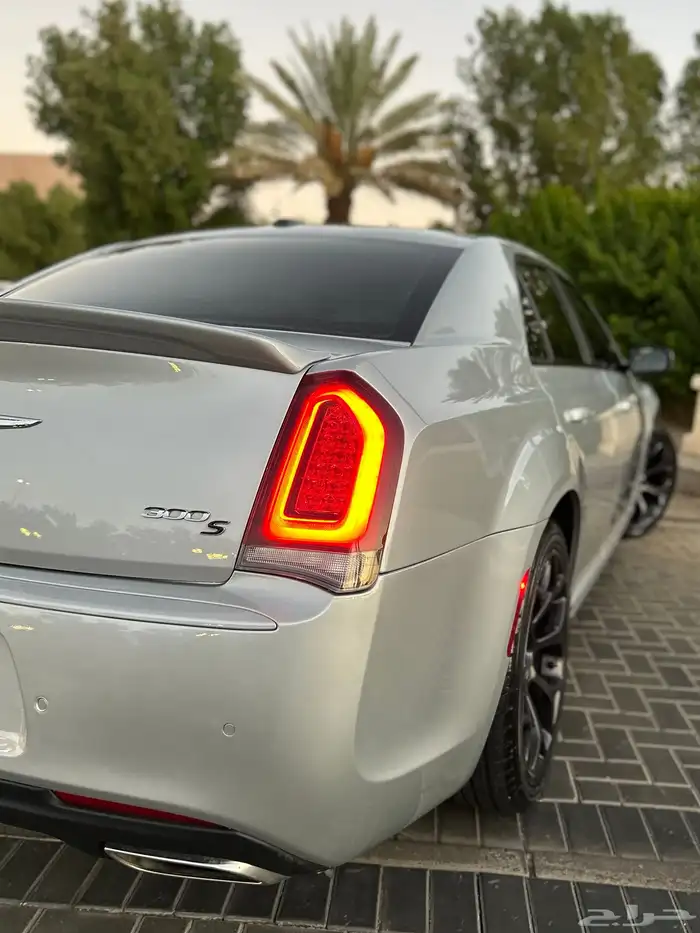 كرايزلر 300 S 2021 6v 10