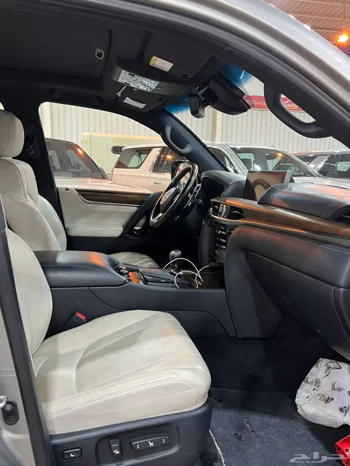 لكزس سبورت 2018 تيتانيوم داخلي اف وايت 4