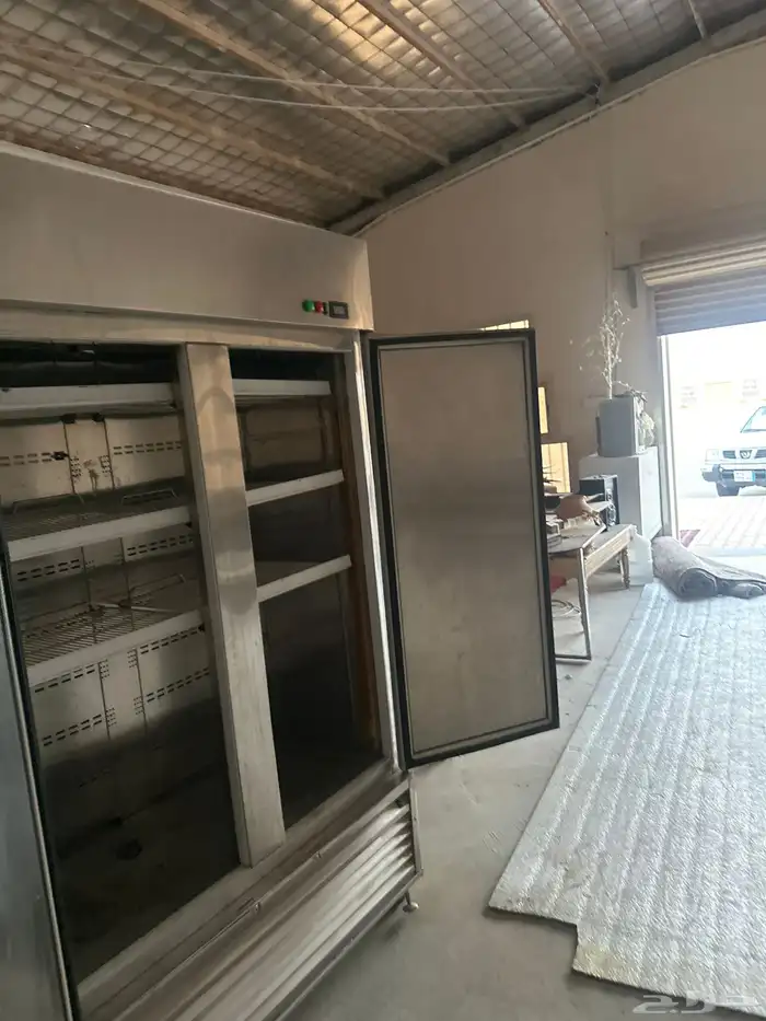ثلاجة كبيرة 0