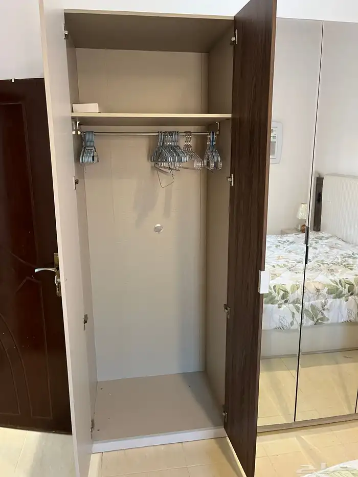 غرفة نوم اخت الجديده استخدام 3 اشهر شاريها ب 6000 5