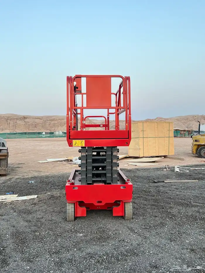 رافعه شوكيه فوركلفت سيزرلفت مان لفت للايجار Forklift 4