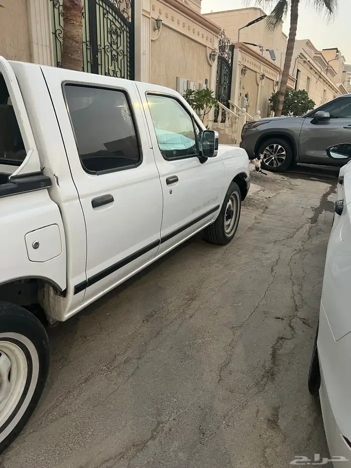 نيسان ددسن موديل 2003 للبيع 8