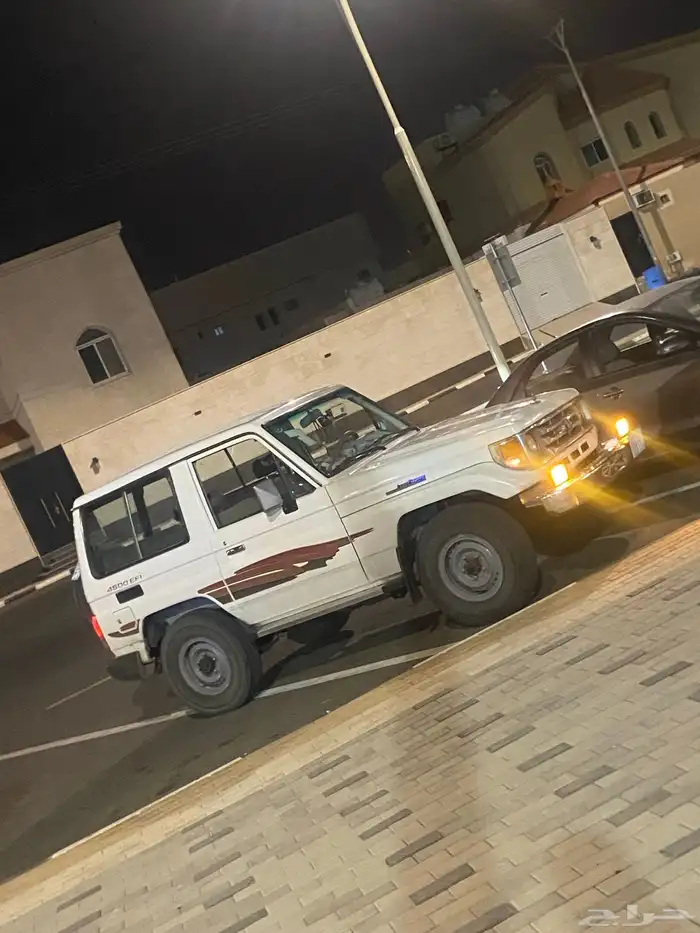 جيب ربع 2003ابيض قزاز كهرب 13