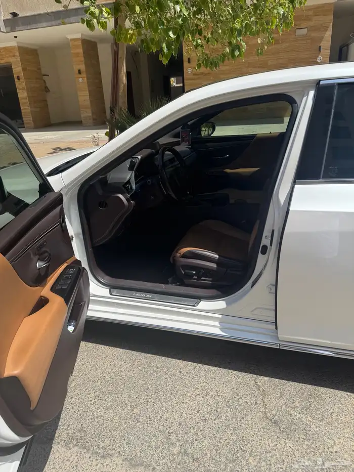 لكزس es350 cc موديل 2020 عبداللطيف منوة المستخدم 8