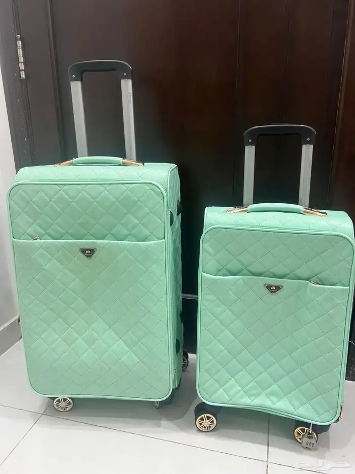 2 شنطه سفر آخو الجديد واضح فالصوره . حجم وسط وحجم صغيره 2