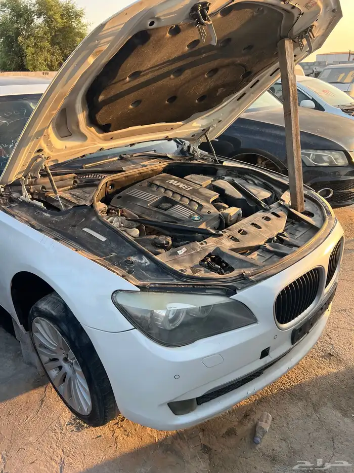 تشليح قطع غيار BMW 2009 3