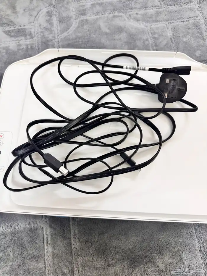 طابعه hp نظيفه وشبه جديده 3