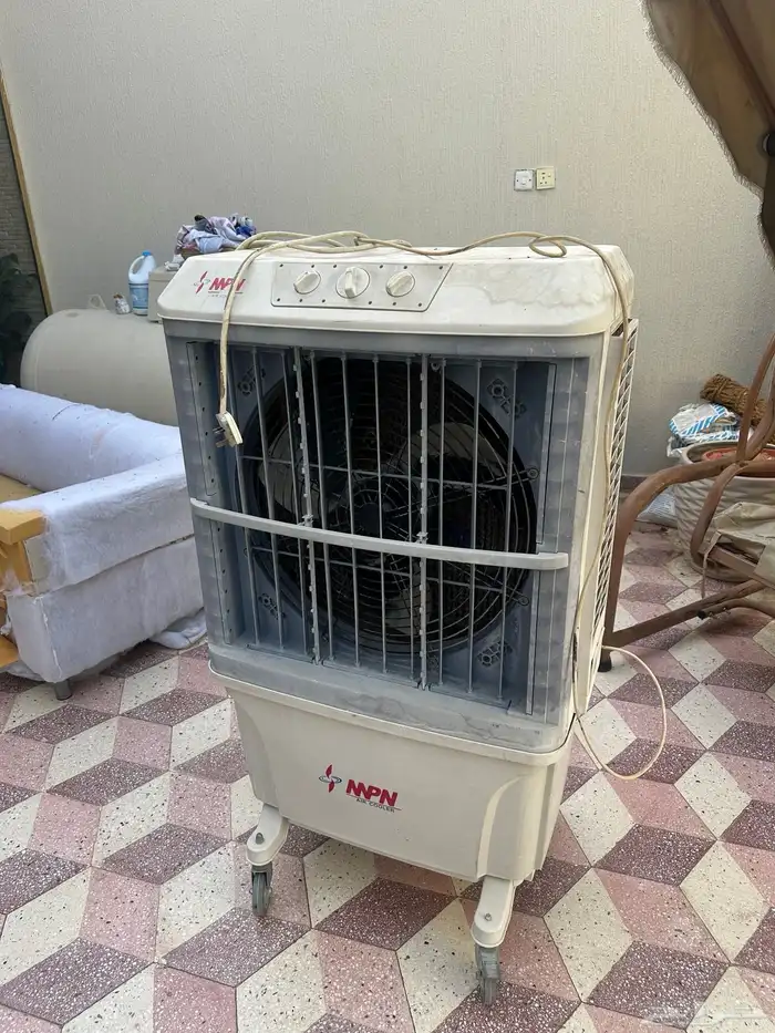 فرن إيطالي ومكيف صحراوي ومرايه مع اللمبات 7