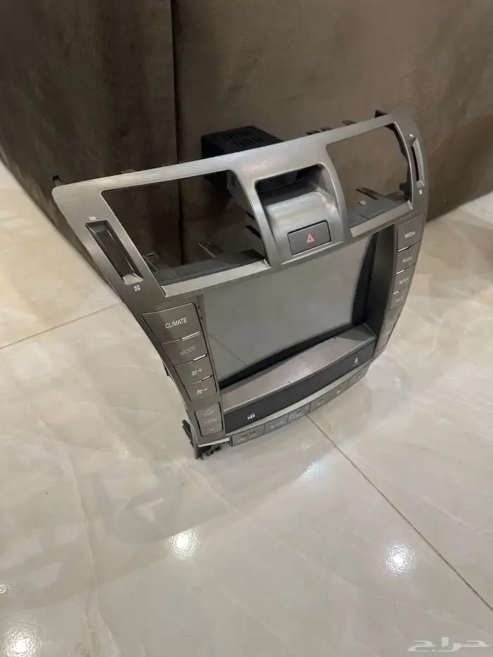 شاشة لكزس 460 5