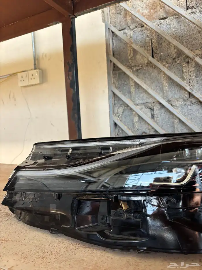 شمعة كامري 2025 يسار عدستين 2