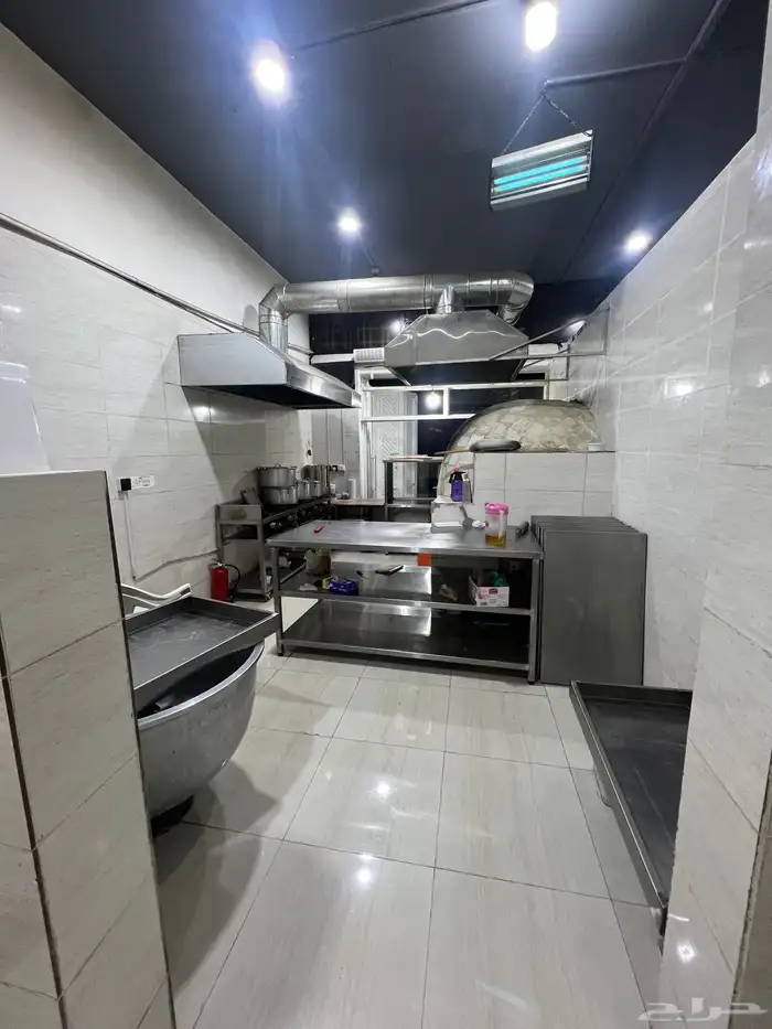 محل تميس للتقبيل بسعر مغري 5