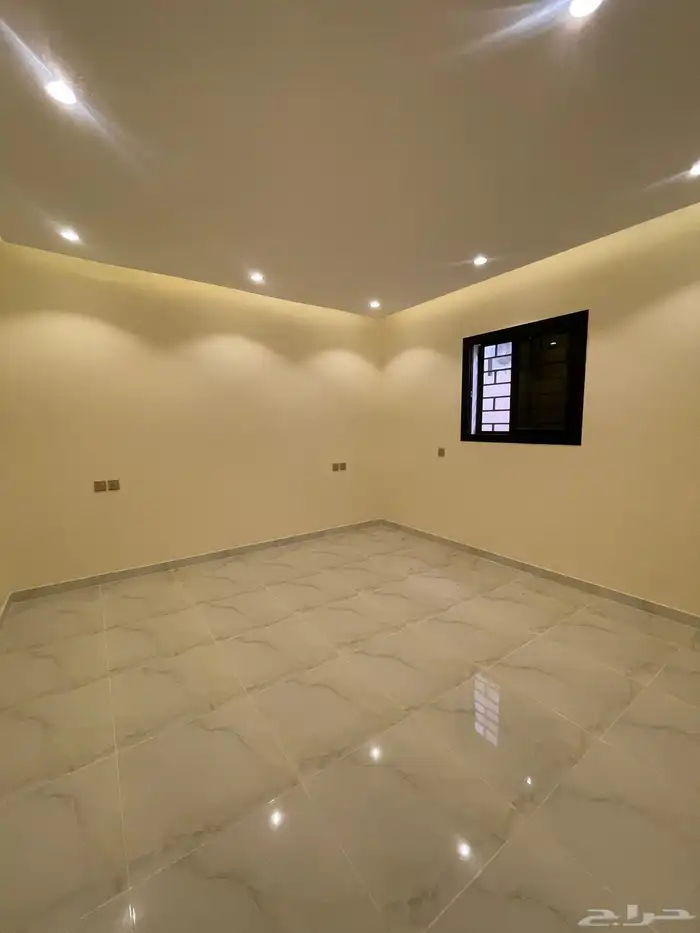 شقق للبيع حي البوادي 430 الف ريال 5