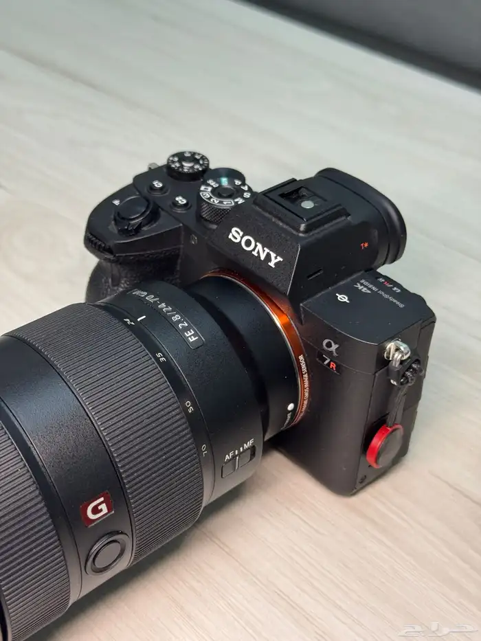 للبيع كاميرة sony A7 R (Mark 4) شبه جديدة 2