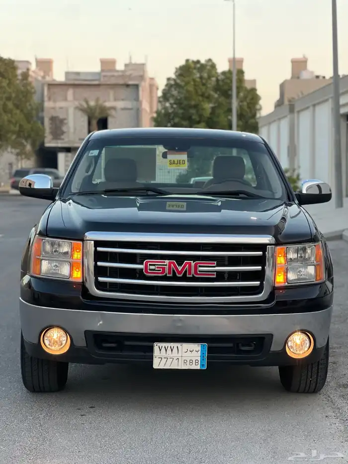 جمس سييرا 2013 Z71 - فل دبل ( اسود ) 30