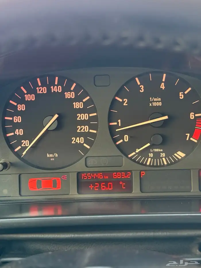 بي ام دبليو الفئة الخامسة 525i فل كامل 2003 51