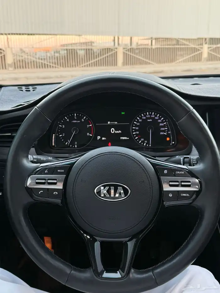 كيا K7 2020 نص فل بطاقة جمركية 9