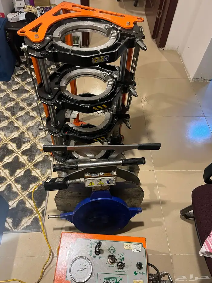 ماكينة لحام مواصير بولي ايثلين هيدوليكي 1