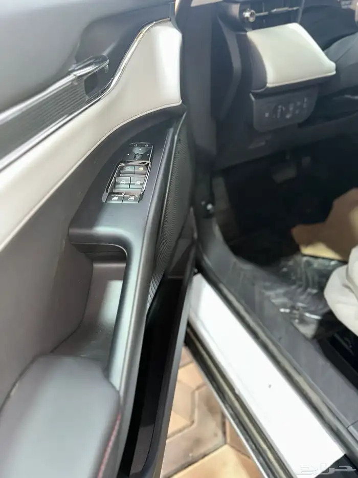 فورد تورس ترند 2026 7